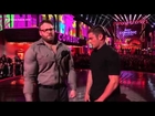 Zac Efron apologizes to Seth Rogen's testicles on stage