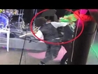 Afroman Punches Women On Stage At Mardi Gras 2015