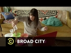 Broad City - Exclusive - Hack Into Broad City - Breakfast of Champions